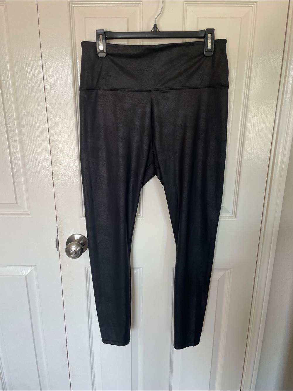Vera Wang Black Faux-Leather Leggings